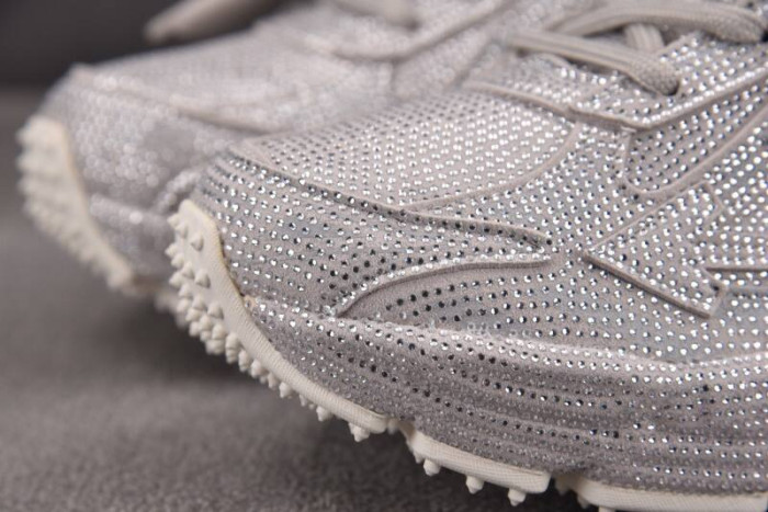 Off-White c/o Virgil Abloh