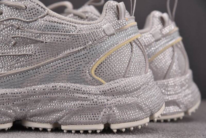 Off-White c/o Virgil Abloh