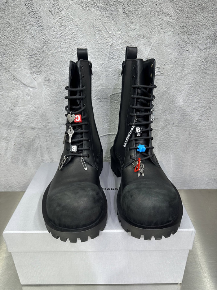 BLCG BOOTS SNEAKERS