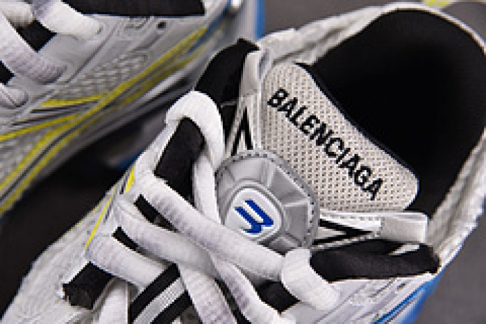 Ba*len*cia*ga Runner 772767 W3RMU9047