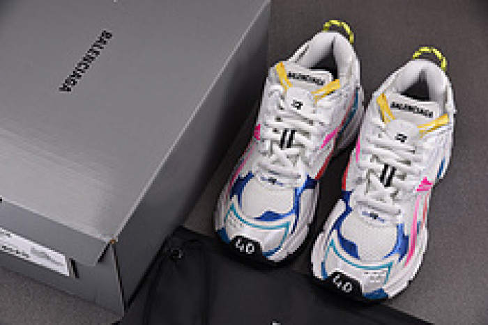 Ba*len*cia*ga Runner 772774 W3RBW9645