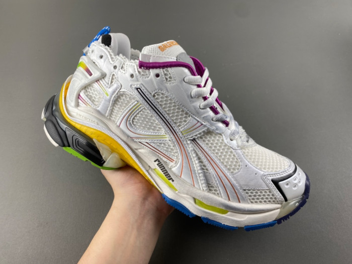 Ba*len*cia*ga Runner 772774 WRUNG 9800