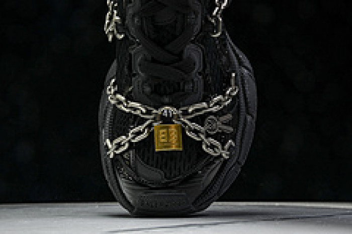 Ba*len*cia*ga 3XL SNEAKER 825622 W3XPL 1882