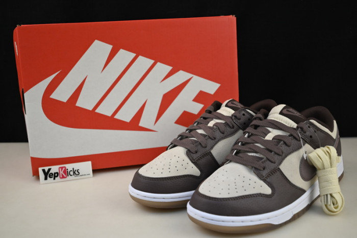 nike dunk low plum eclipse fj4734-100