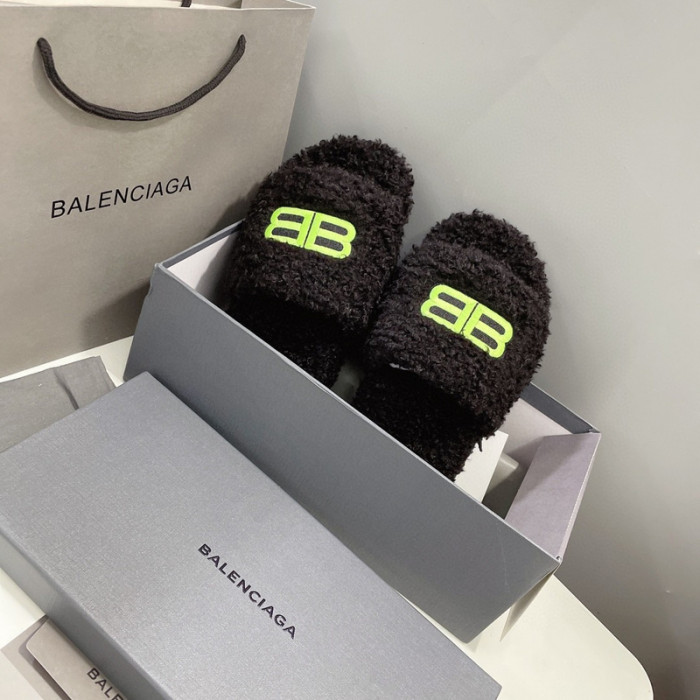 Ba*len*cia*ga Sandals W3R83 7100