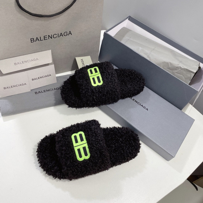 Ba*len*cia*ga Sandals W3R83 7100