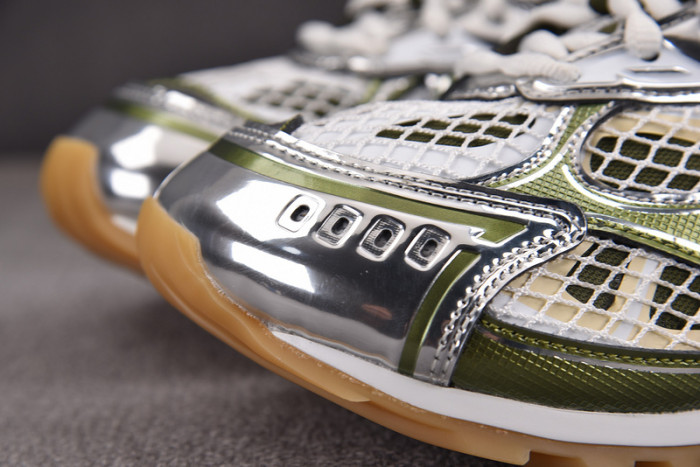 Bo*te*ga Ve*ne*ta BV038