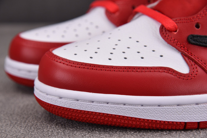 Travis Scott x Air Jordan Chicago DM7866-101