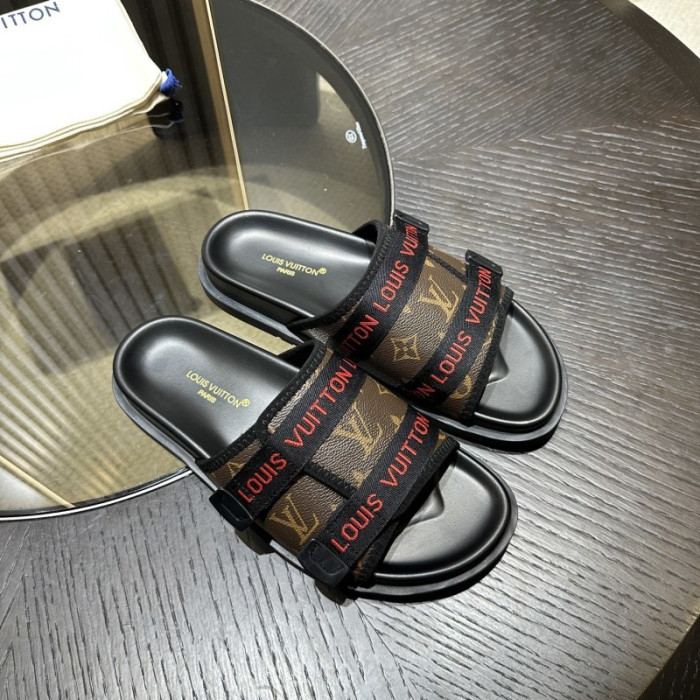 L0VT SANDALS