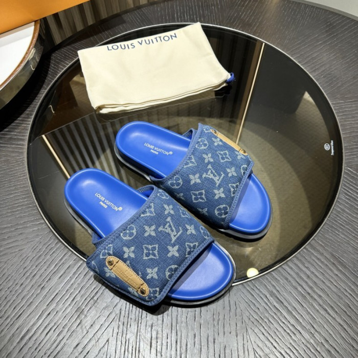 L0VT SANDALS
