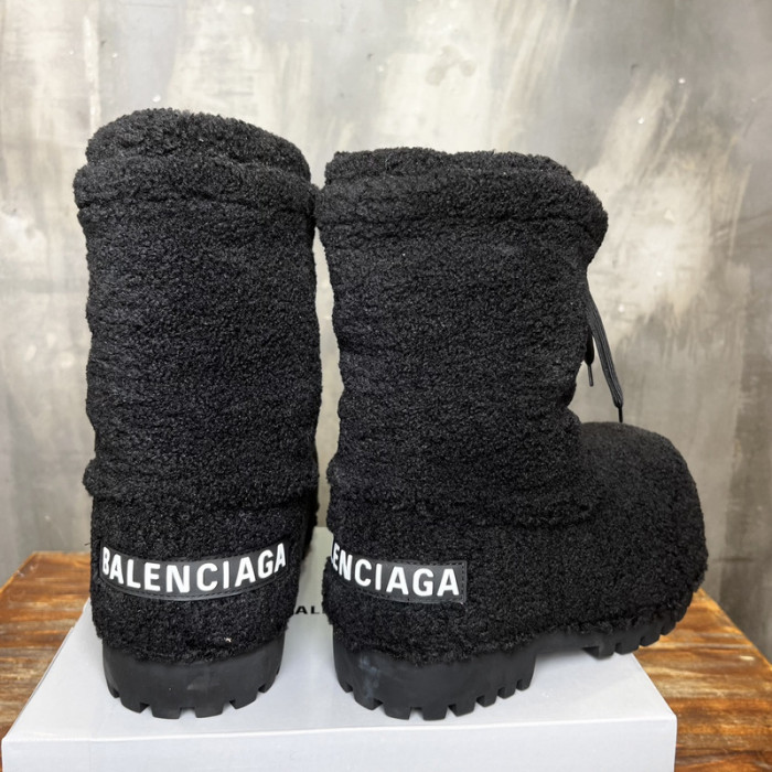BLCG BOOTS SNEAKERS