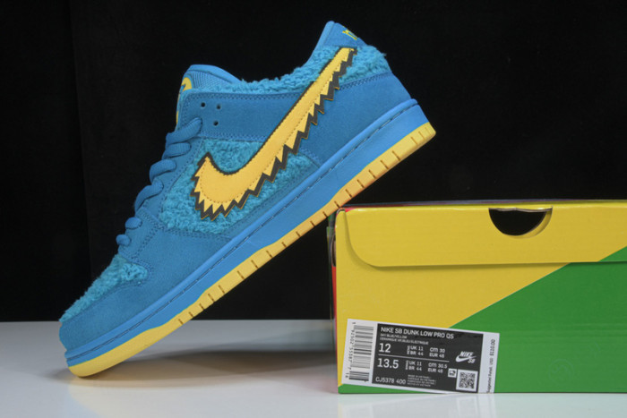 DEAD X NIKE SB DUNK LOW“ BEAR” CJ5378-400