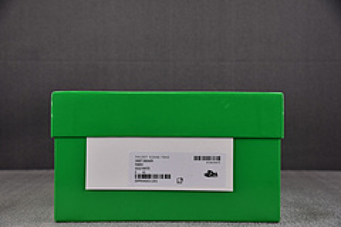 Bo*te*ga Ve*ne*ta BV049