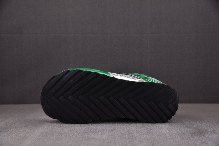 Bo*te*ga Ve*ne*ta BV045