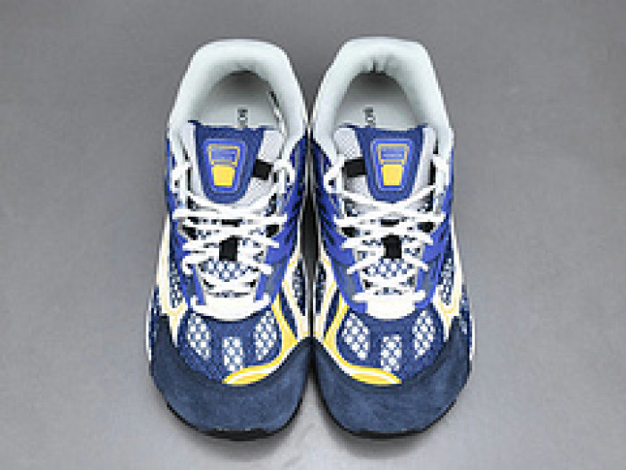 Bo*te*ga Ve*ne*ta BV051