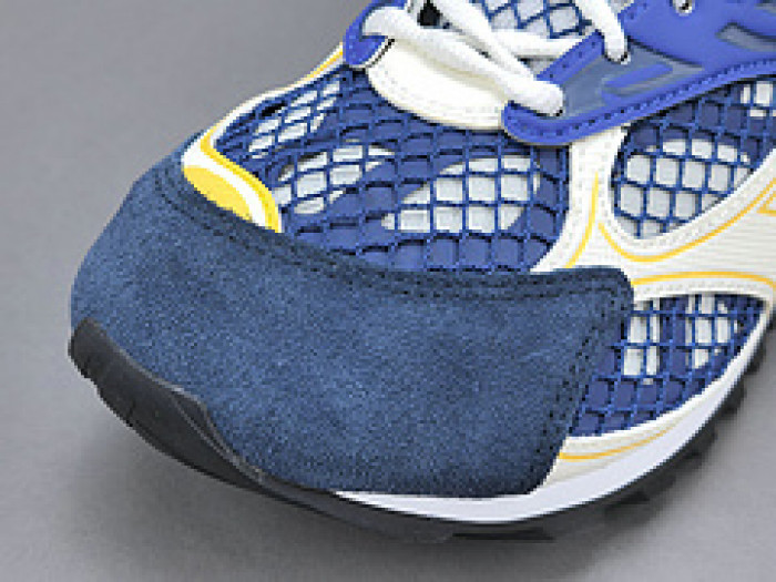 Bo*te*ga Ve*ne*ta BV051