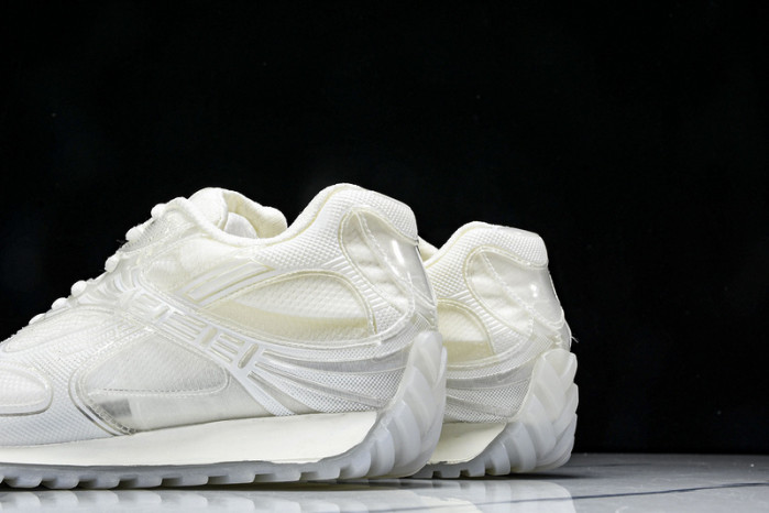 Bo*te*ga Ve*ne*ta BV057