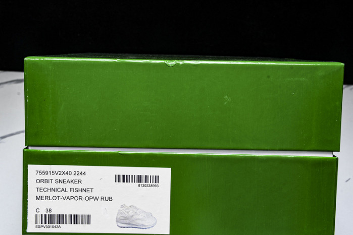 Bo*te*ga Ve*ne*ta BV057