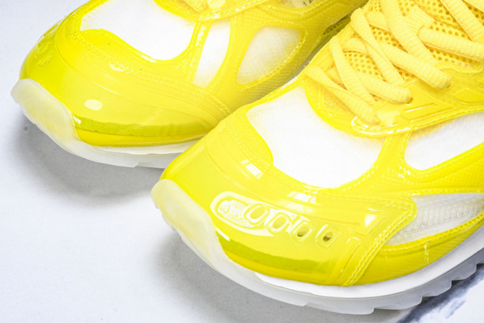 Bo*te*ga Ve*ne*ta BV058