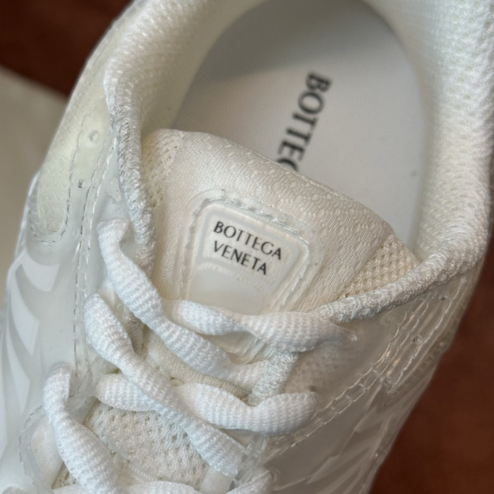 Bo*te*ga Ve*ne*ta BV048