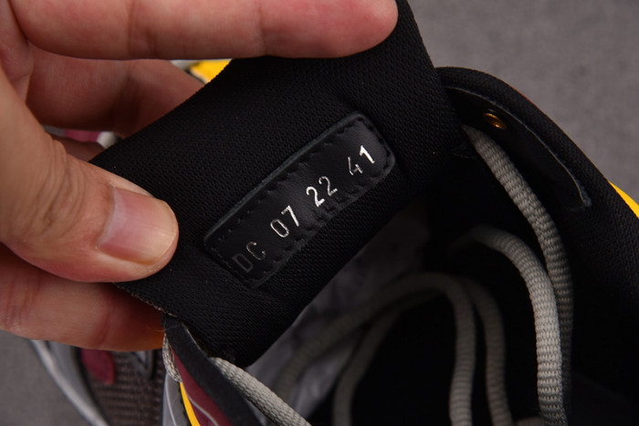 D*0r B30 SNEAKERS D01111