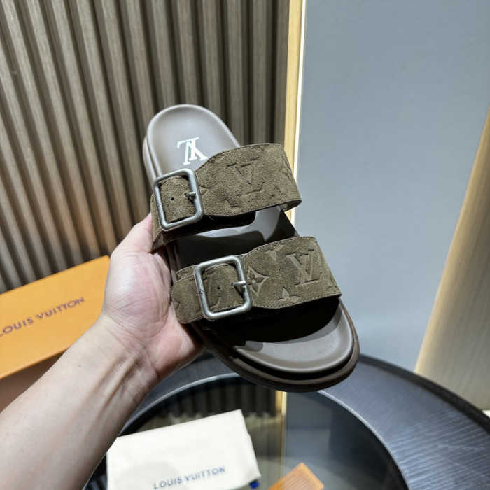 L0VT SANDALS