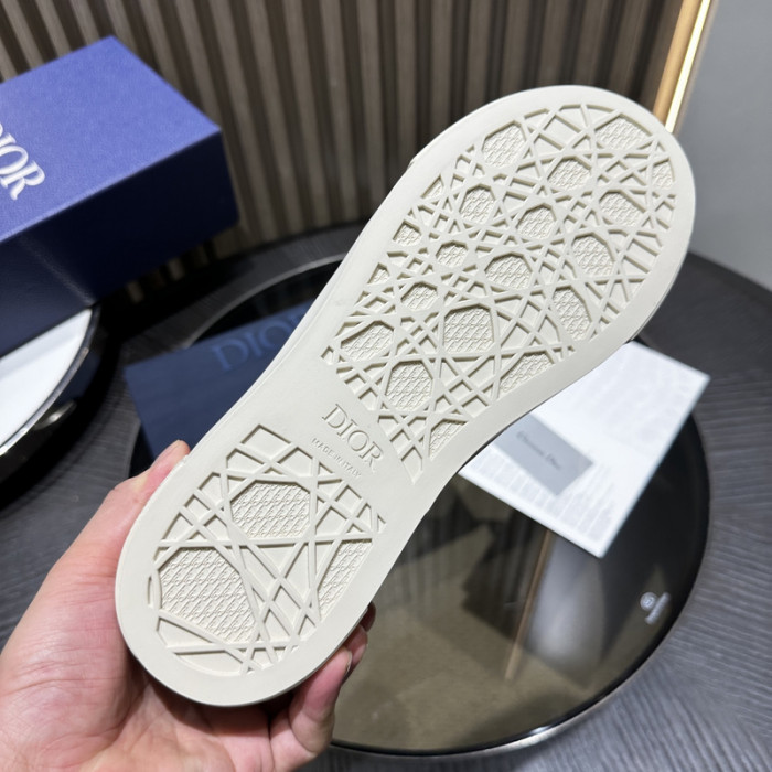 D*0r B33 SNEAKERS D20010