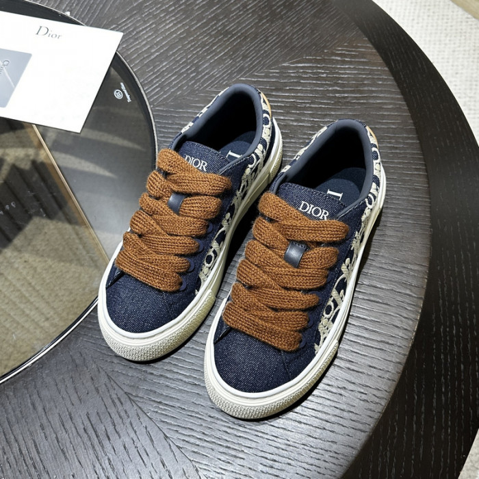 D*0r B33 SNEAKERS D20019