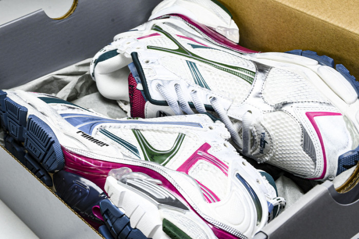 Ba*len*cia*ga Runner 772767 W3RMU 9934