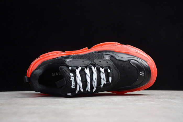 Ba*len*cia*ga Triple S SNEAKER W09O5 7412