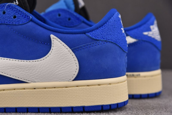 Travis Scott x Air Jordan 1 low blue white DM7866-400