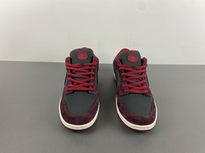 Riot Skateshop x Nike SB Dunk Low FZ1289-200