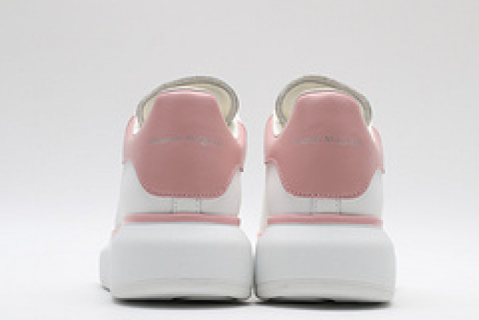 Ale*d*r M*Q*en E2708