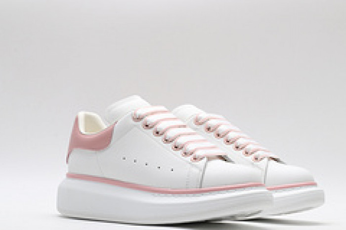 Ale*d*r M*Q*en E2708