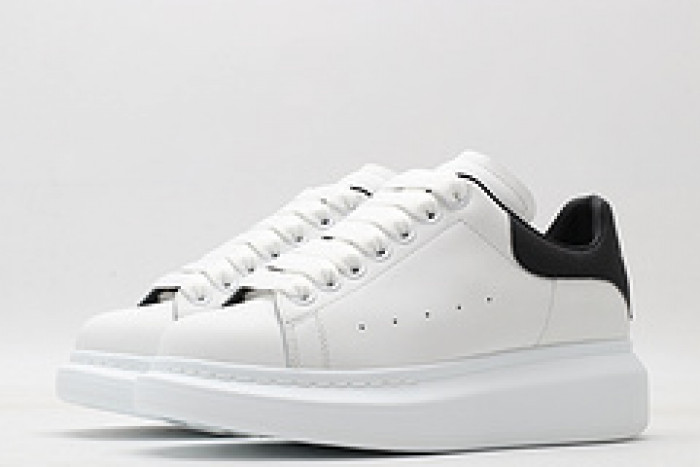 Ale*d*r M*Q*en E2717