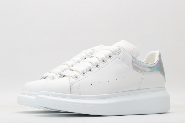 Ale*d*r M*Q*en E2724