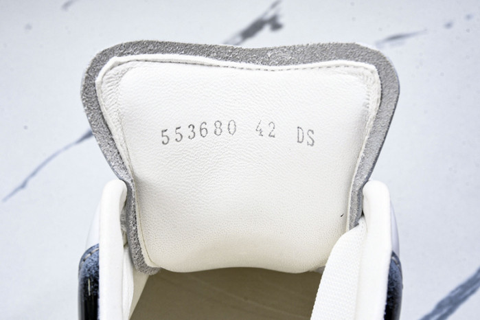 Ale*d*r M*Q*en E2726