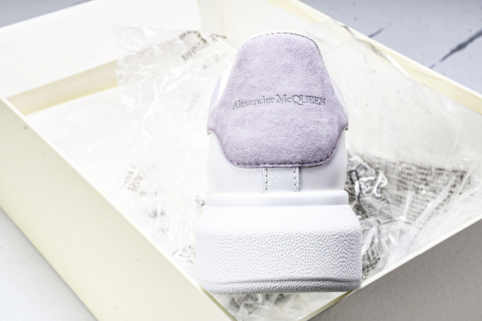 Ale*d*r M*Q*en E2727