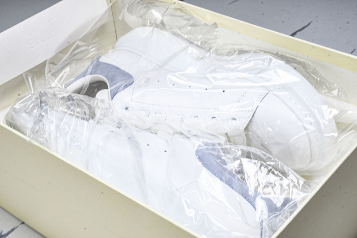 Ale*d*r M*Q*en E2729