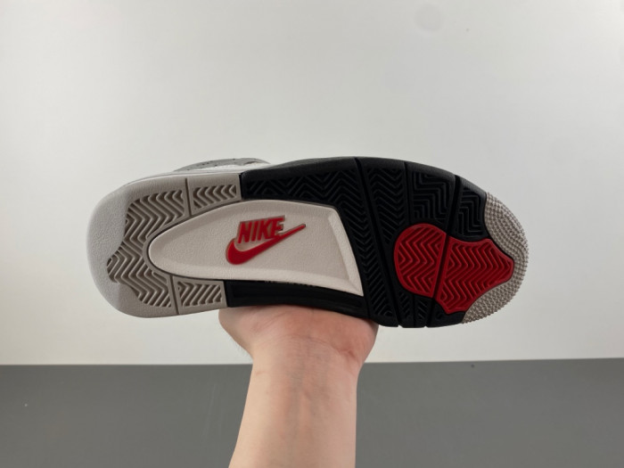 Air Jordan 4 "White Cement" 2025 FV5029-100