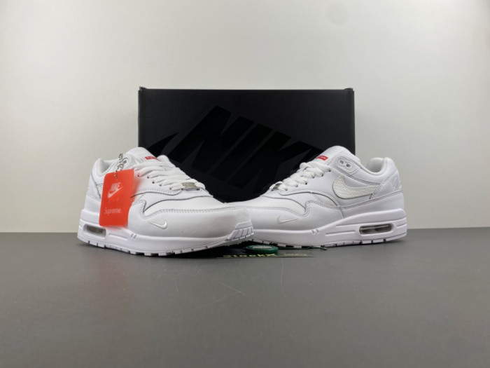 S*p*e x Nike Air Max 1 White HF8813-100