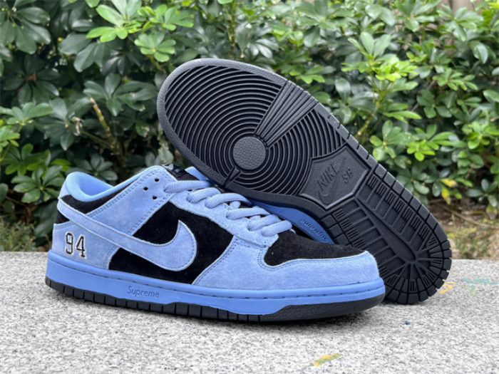 S*prem* x Nike SB Dunk Low Ocean Fog HQ8487-400