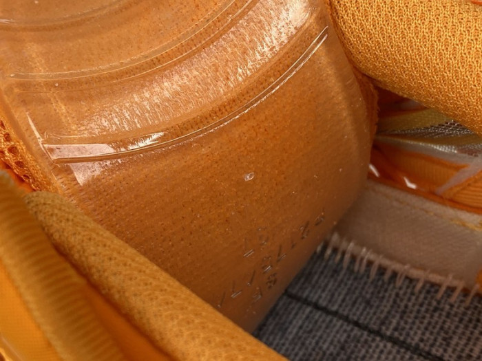 Ba*len*cia*ga track ty8897-05