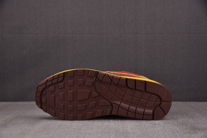 Nike Air Max 1 Low Poly Donkey Kong HV5776-200