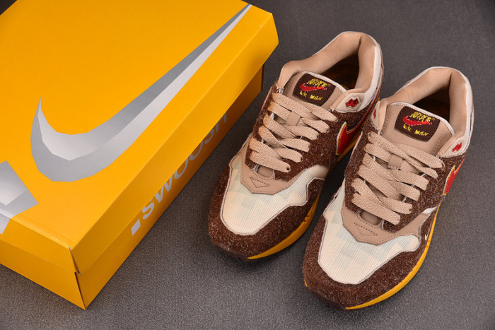 Nike Air Max 1 Low Poly Donkey Kong HV5776-200