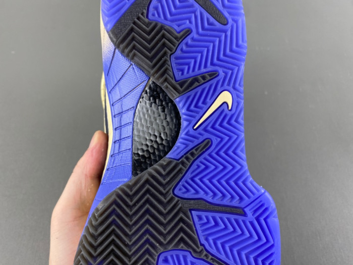 FC Barcelona Nike Kobe 4 Protro Team Gold IM2532-701