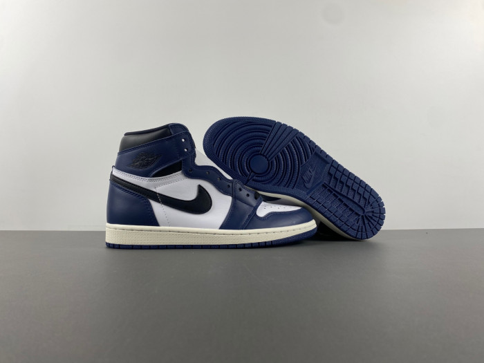 Air Jordan 1 High OG “Midnight Navy” DZ5485-401