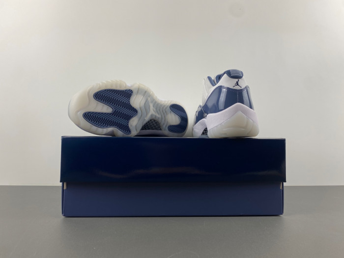 air jordan 11 low fv5104-104