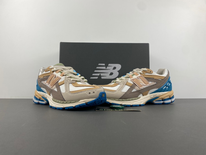 New Balance M1000CA