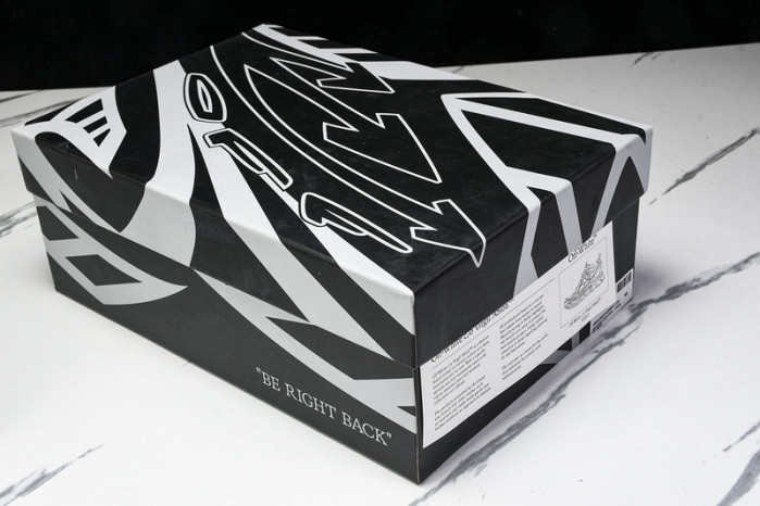 Off-White c/o Virgil Abloh